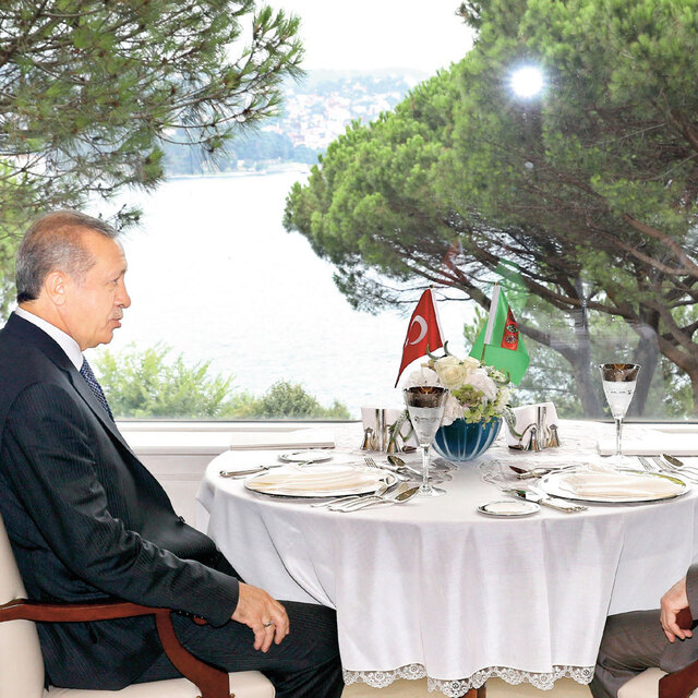 Erdoğan, Berdimuhammedov'u Tarabya Huber Köşkü'nde ağırladı