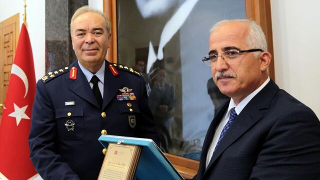 Orgeneral Abidin Ünal'dan veda ziyareti