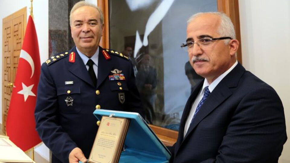 Orgeneral Abidin Ünal'dan veda ziyareti
