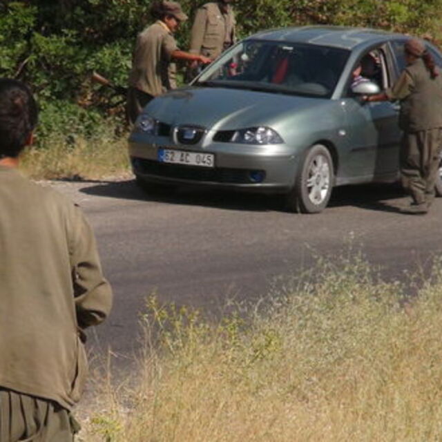 PKK ve TİKKO, ortak eylemle yol kesti
