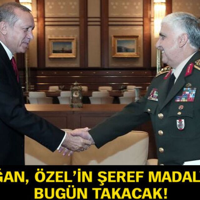 Özel'in şeref madalyasını bugün takacak!