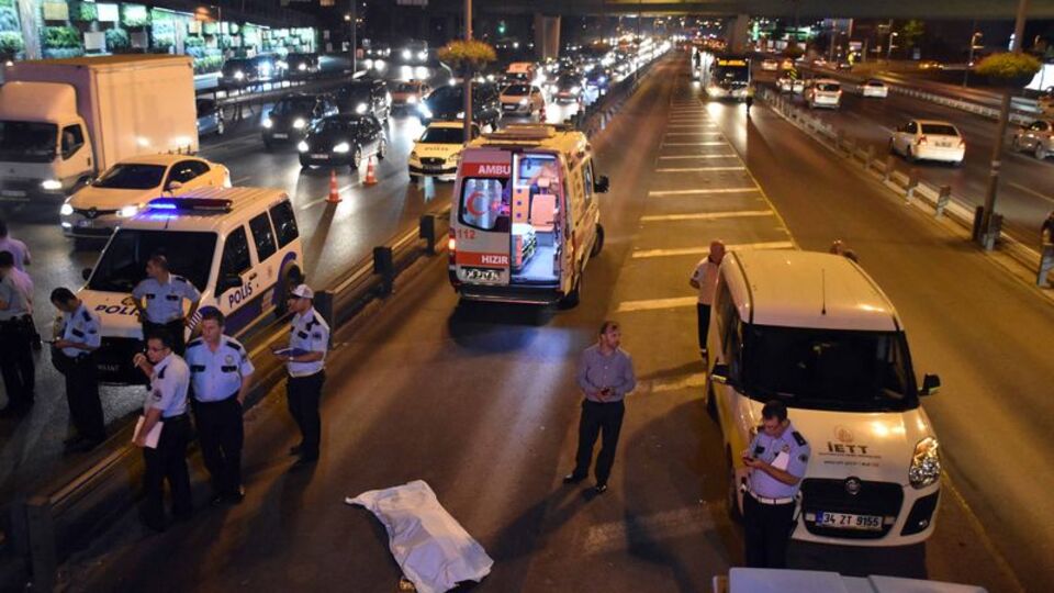 Merter'de feci kaza!