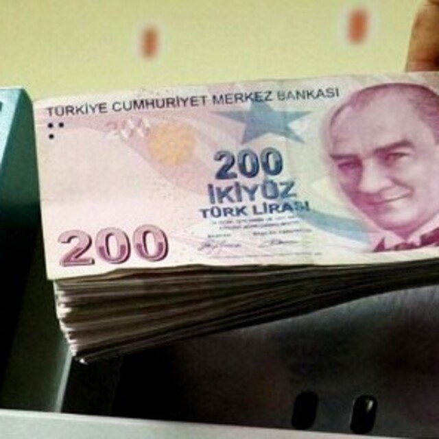 Hükümet zam teklifini yarın açıklayacak