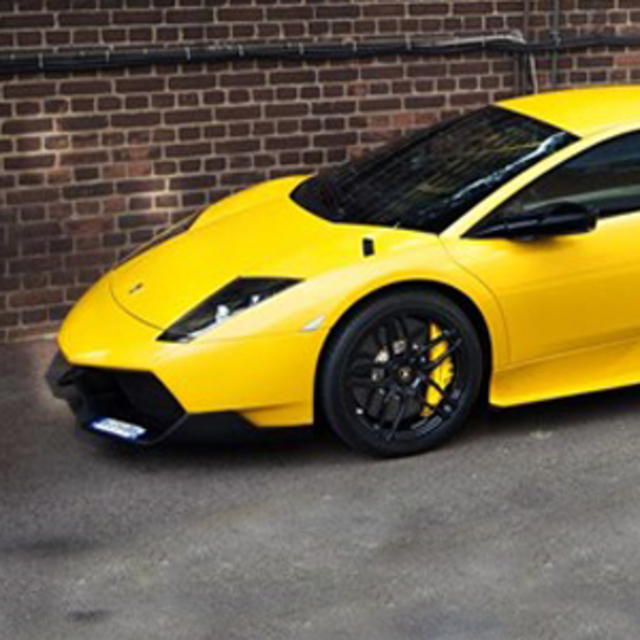 Lüks arabalara ceza yağdı!