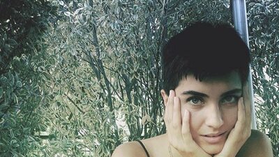 Saçlarını neden kesti?