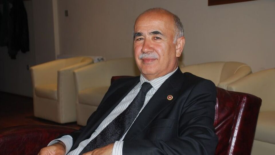 Eski Ak Partili vekil uçuruma yuvarlandı