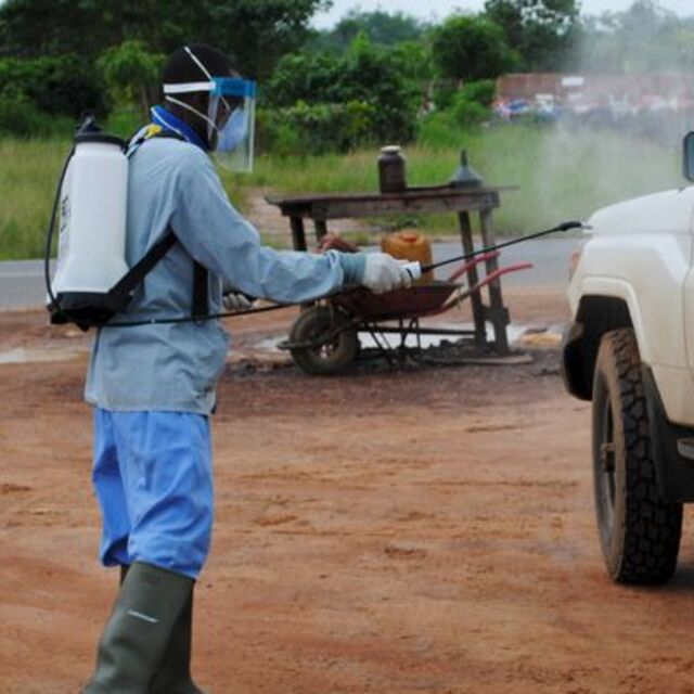 Ebola salgınında bir ilk!