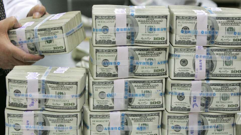 1 trilyon dolar kaçtı!