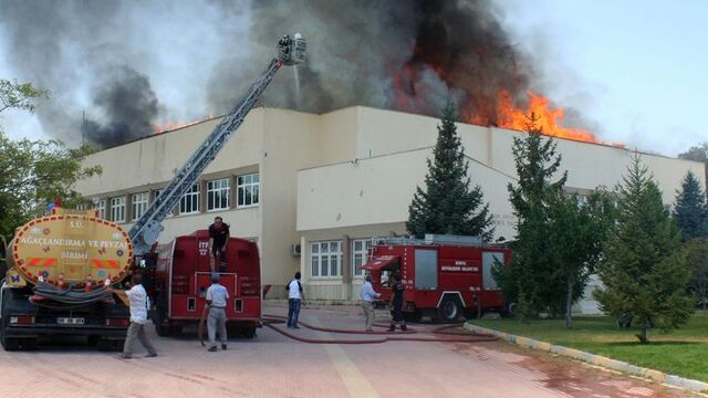 Selçuk Üniversitesi'nde yangın