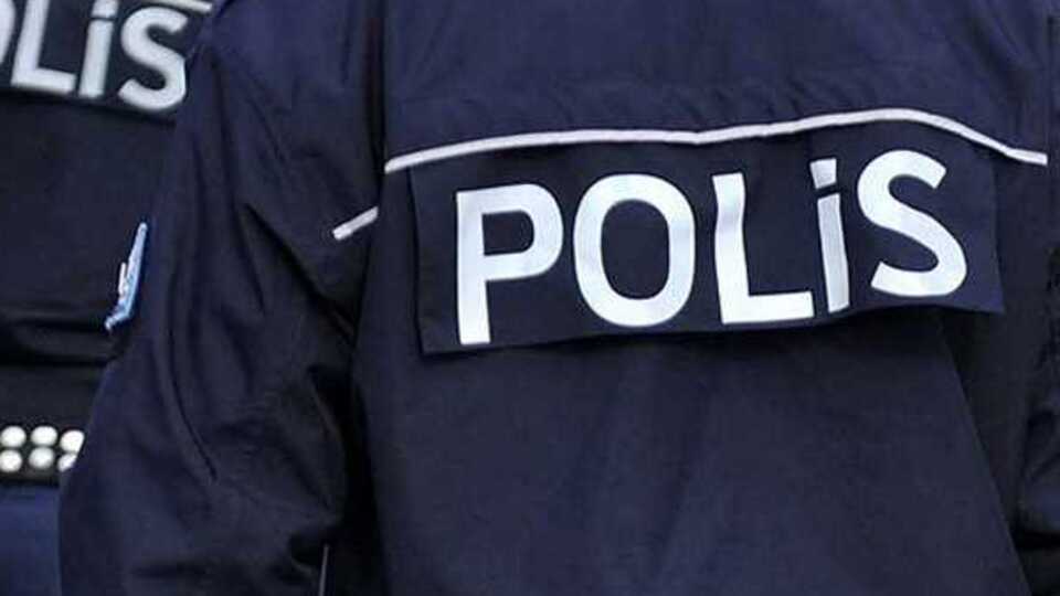 Polis kıyafetlerine 'gaz spreyi' ve 'kask' ayarı