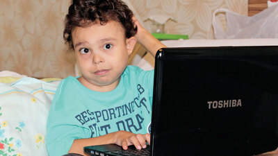 Okulların geç açılmasına çok sevindi!