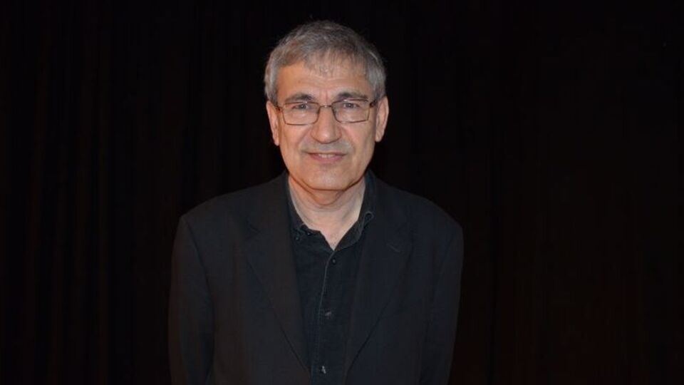 Orhan Pamuk'a ödül!