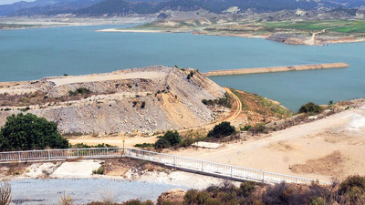 Gördes Barajı'nda 21 milyonluk delik