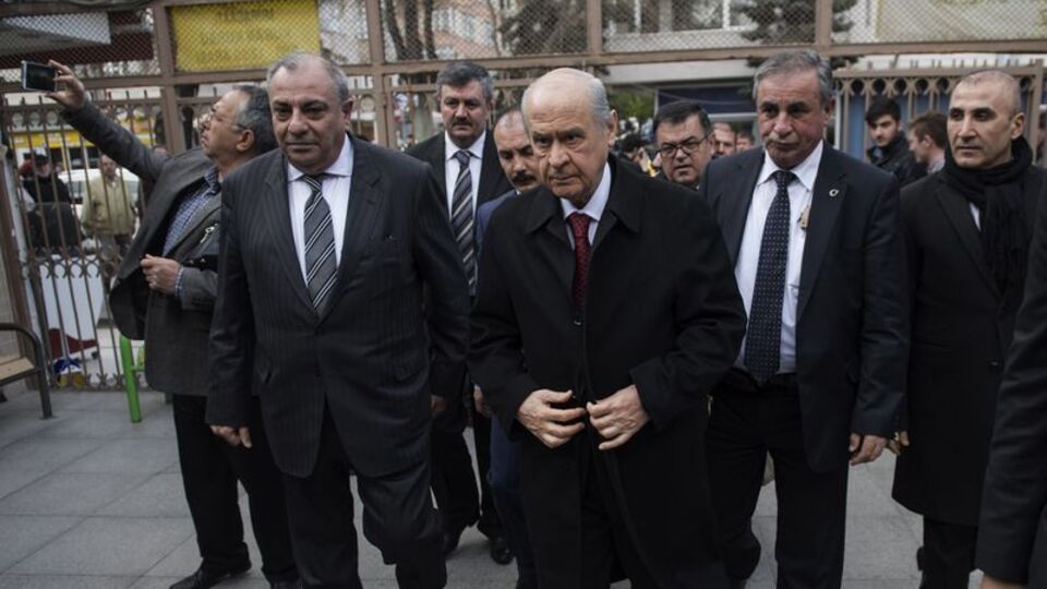 Tuğrul Türkeş MHP'den ihraç ediliyor!