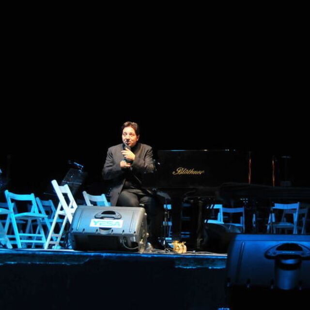'Yunus Sırtındaki Çocuk' bu kez Çeşme'deydi