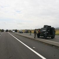 Iğdır'da polis servisine saldırı: 1 polis yaralı!
