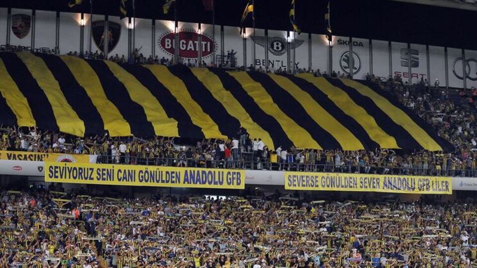 Ergin Ataman'a protesto