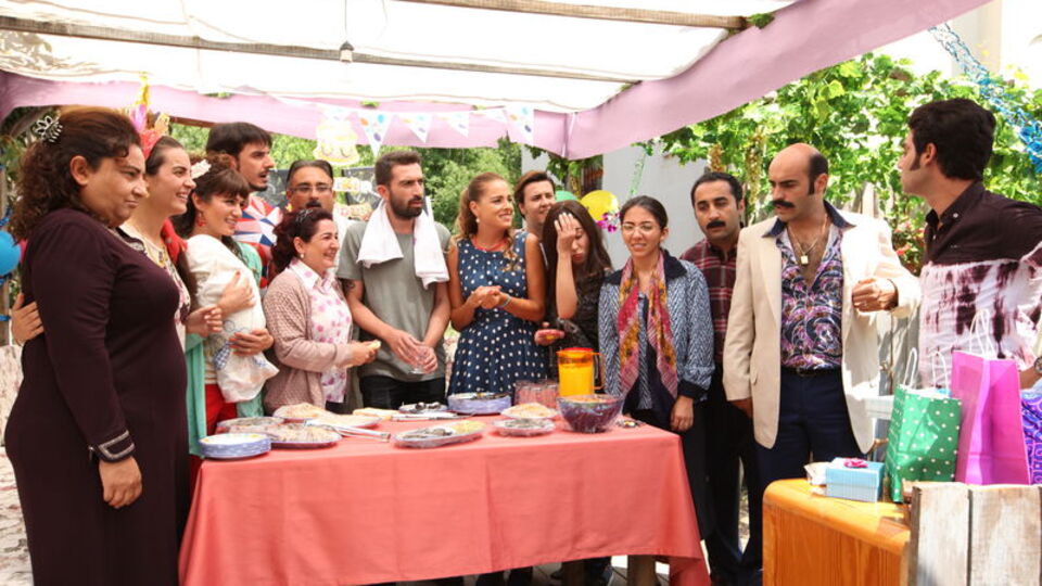 'Güldür Güldür' ekibi 'Dedemin Fişi' için buluştu