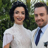 Bitmeyen düğün! O isim gelinden rol çaldı...