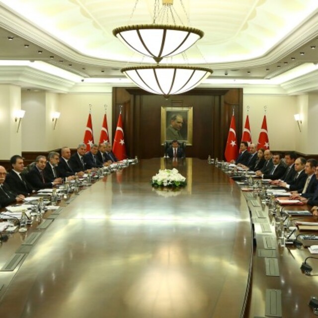 İşte görevi sona eren bakanlar!