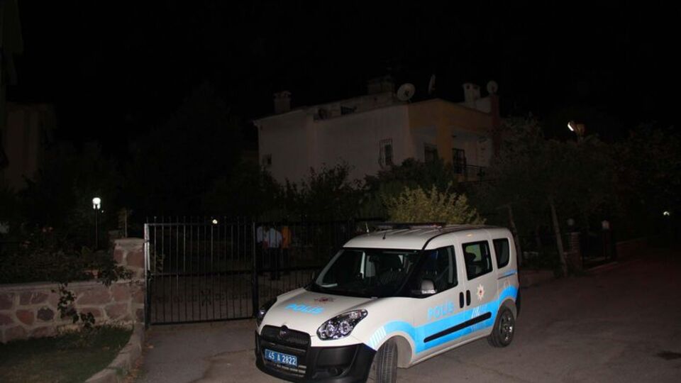 Trafik polisi, polis nişanlısı tarafından öldürüldü!