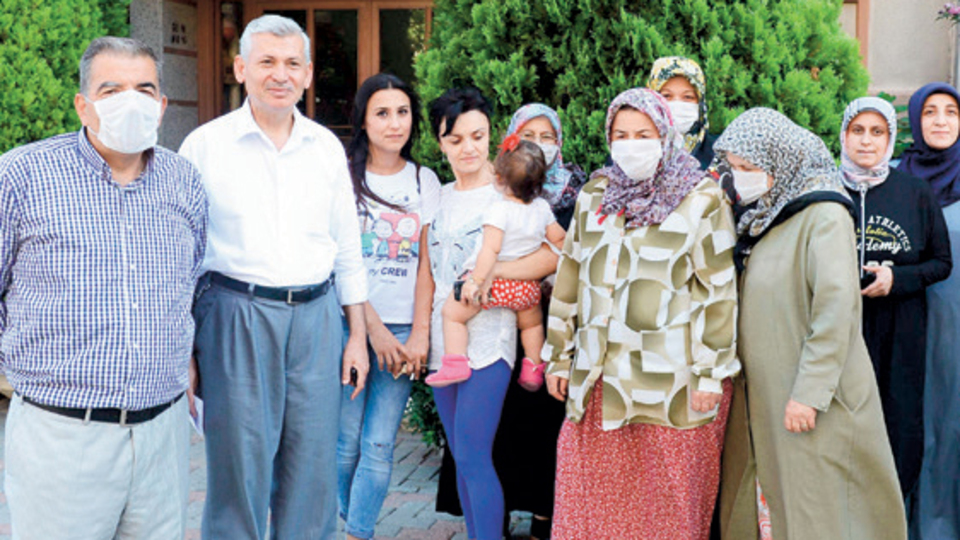 Beylikdüzü sakinleri kötü kokuya isyan etti