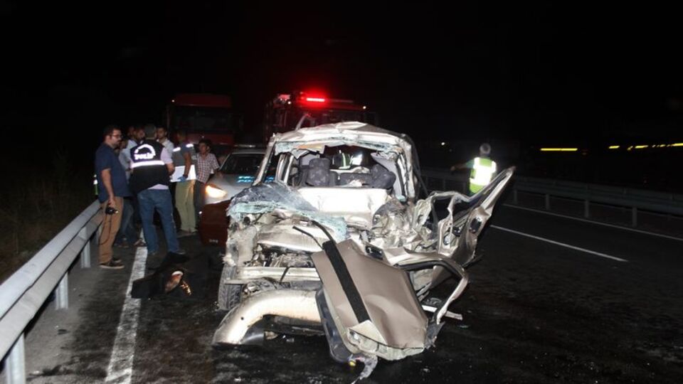 İzmir'de feci kaza!