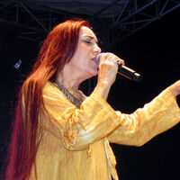 "Bayrama da ezana da karşı değilim"