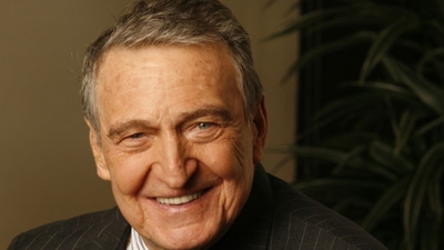 Rahmi Koç simit satacak!