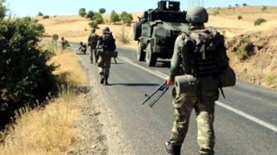 Atak ve Kobra'lar o bölgeyi vuruyor!