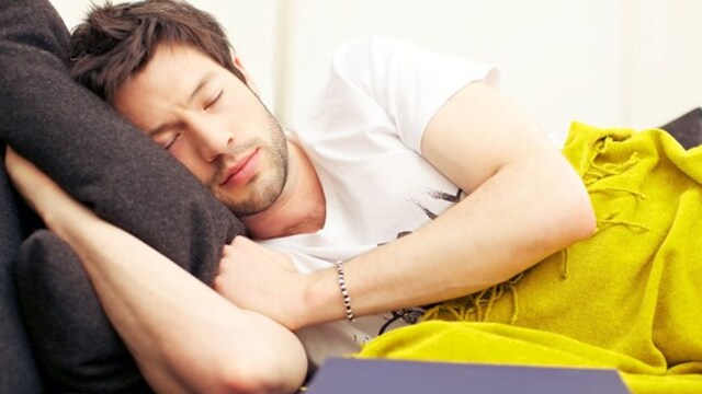 Eğer bu pozisyonda uyuyorsanız...