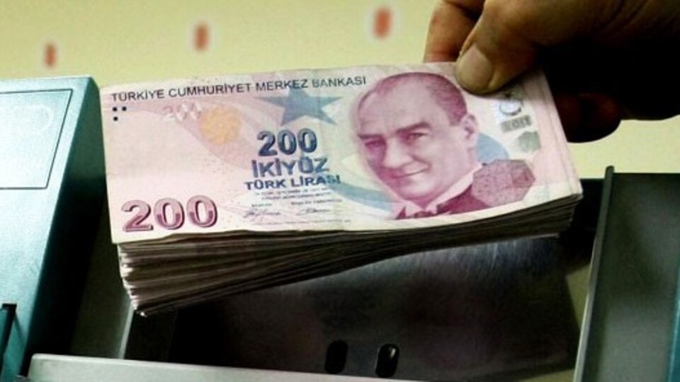 Emekliye intibak yasayla çıkacak