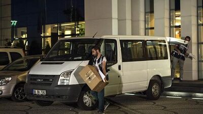 Akın İpek hakkında yakalama kararı