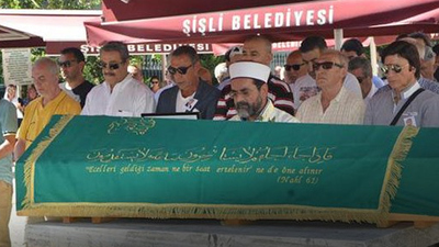 Usta oyuncu son yolculuğuna uğurlandı