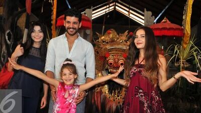 Endonezya'da Elif izdihamı