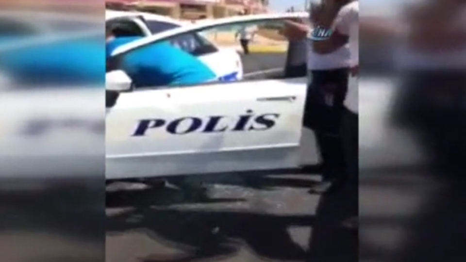 2 polisin şehit olduğu saldırı kamerada!
