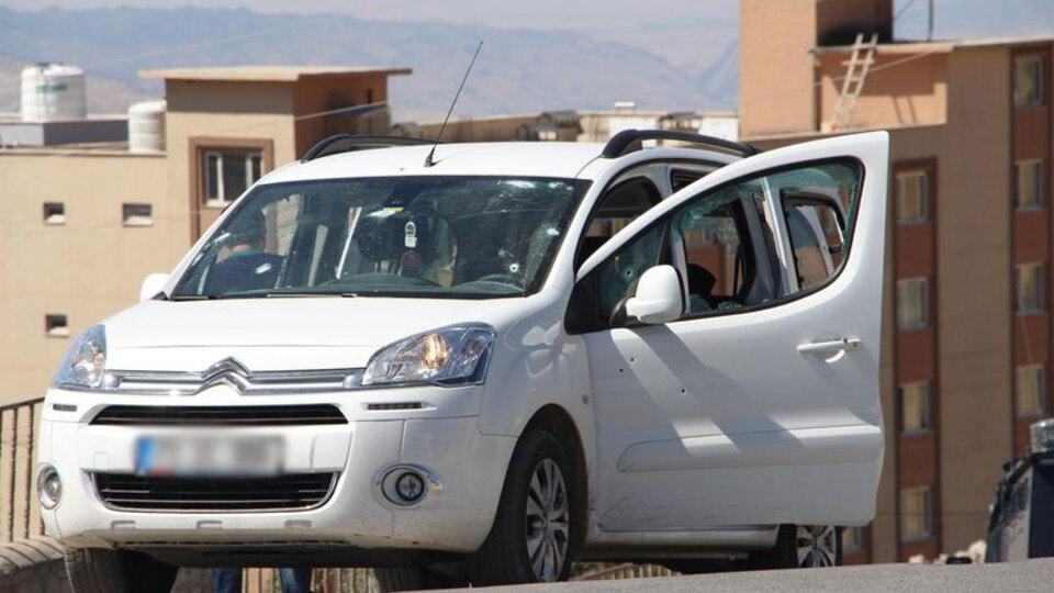 Şırnak'ta askere kırmızı ışıkta saldırı!