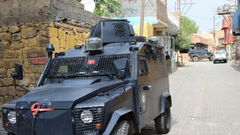 2 polis şehit olmuştu! Diyarbakır'da bir saldırı daha!