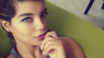 Aynı kanepeden fotoğraf paylaşınca!