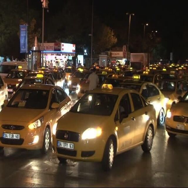 Taksicilerden terör protestosu