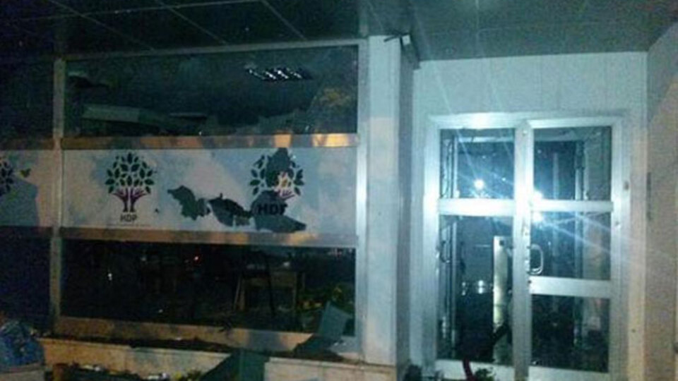 HDP Genel Merkezi'ne saldırı