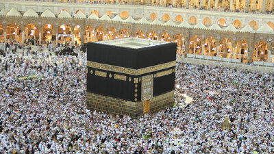 Şehidin ailesi acı haberi hacda aldı!