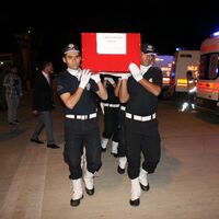 Iğdır şehitlerine havalimanında tören!