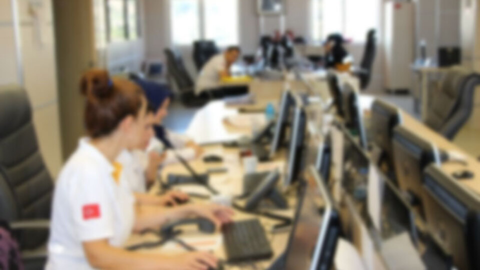 Yaralı çocuk için çağrılan sağlık ekibi teröristlerle karşılaştı