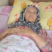 Karnında unutulan gazlı bez 5 ay sonra alındı