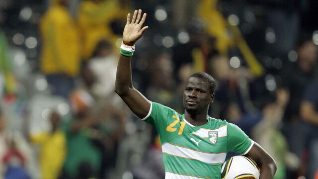 Eboue'den flaş karar