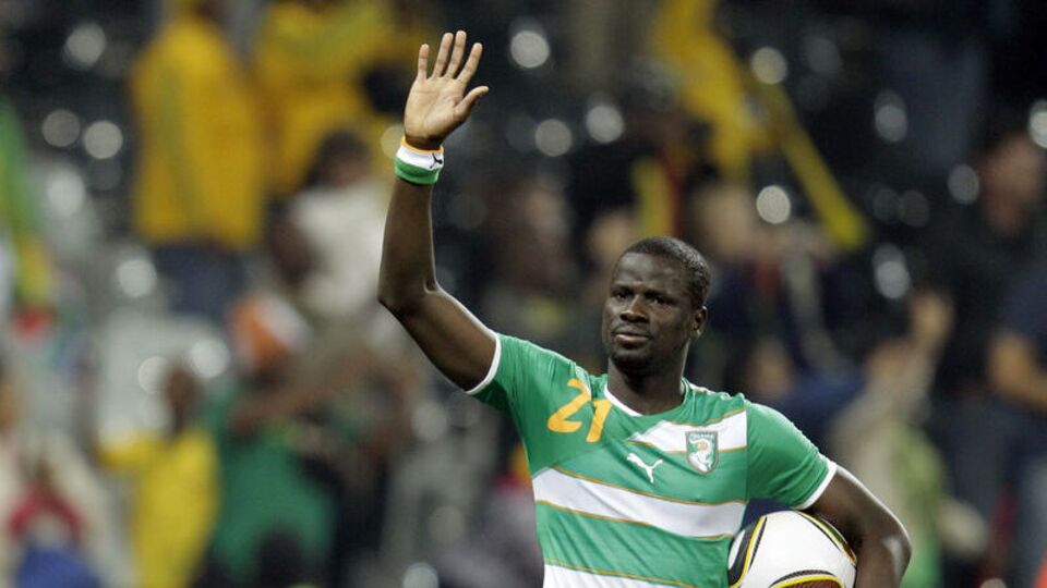 Eboue'den flaş karar