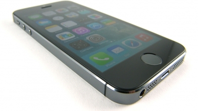 8 GB hafızalı iPhone 5S geliyor