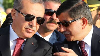 Cumhurbaşkanı'ndan Davutoğlu'na tebrik