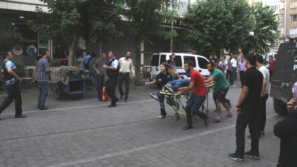 Hain saldırıda ölü sayısı 2'ye yükseldi!